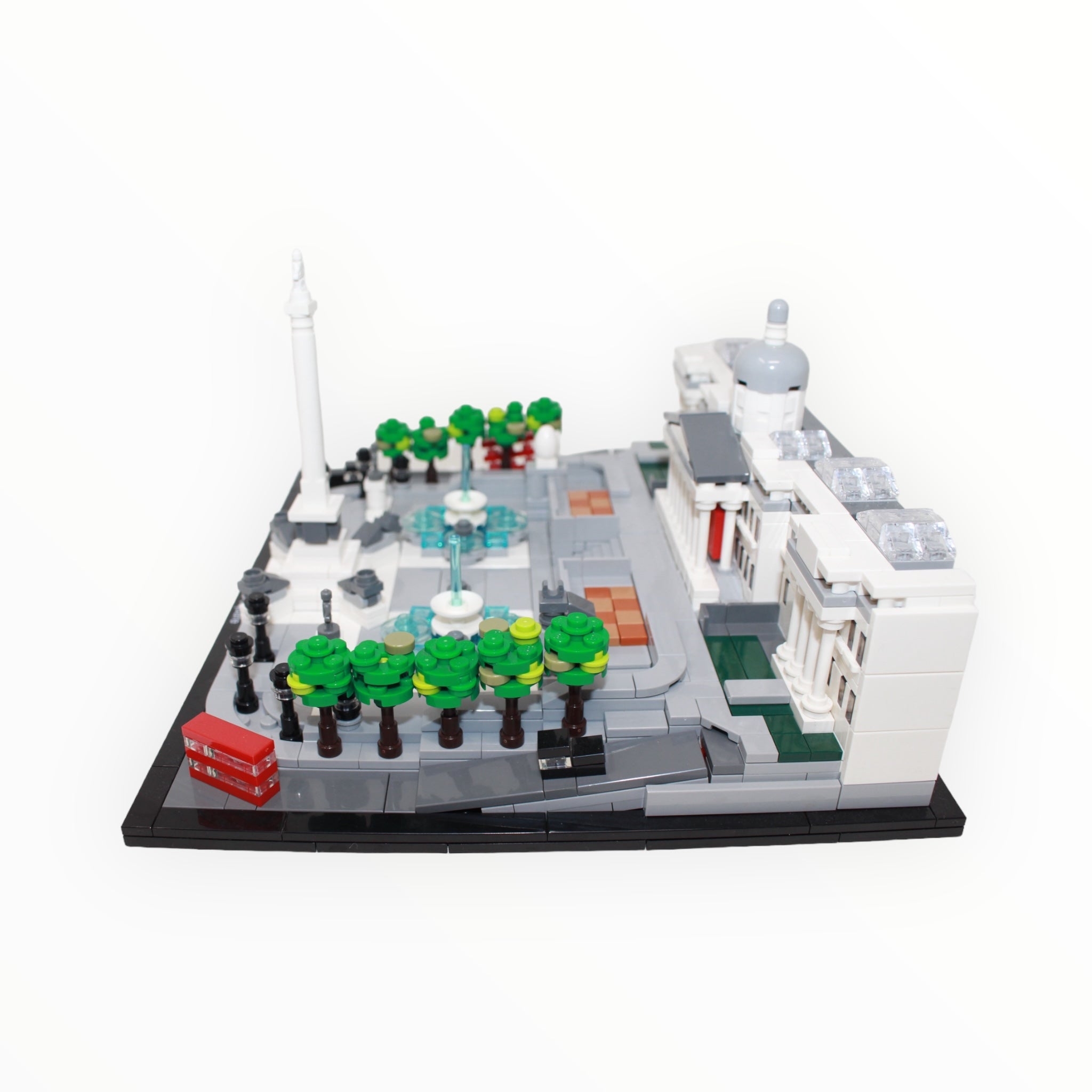 Lego 21045 Trafalgar top Square