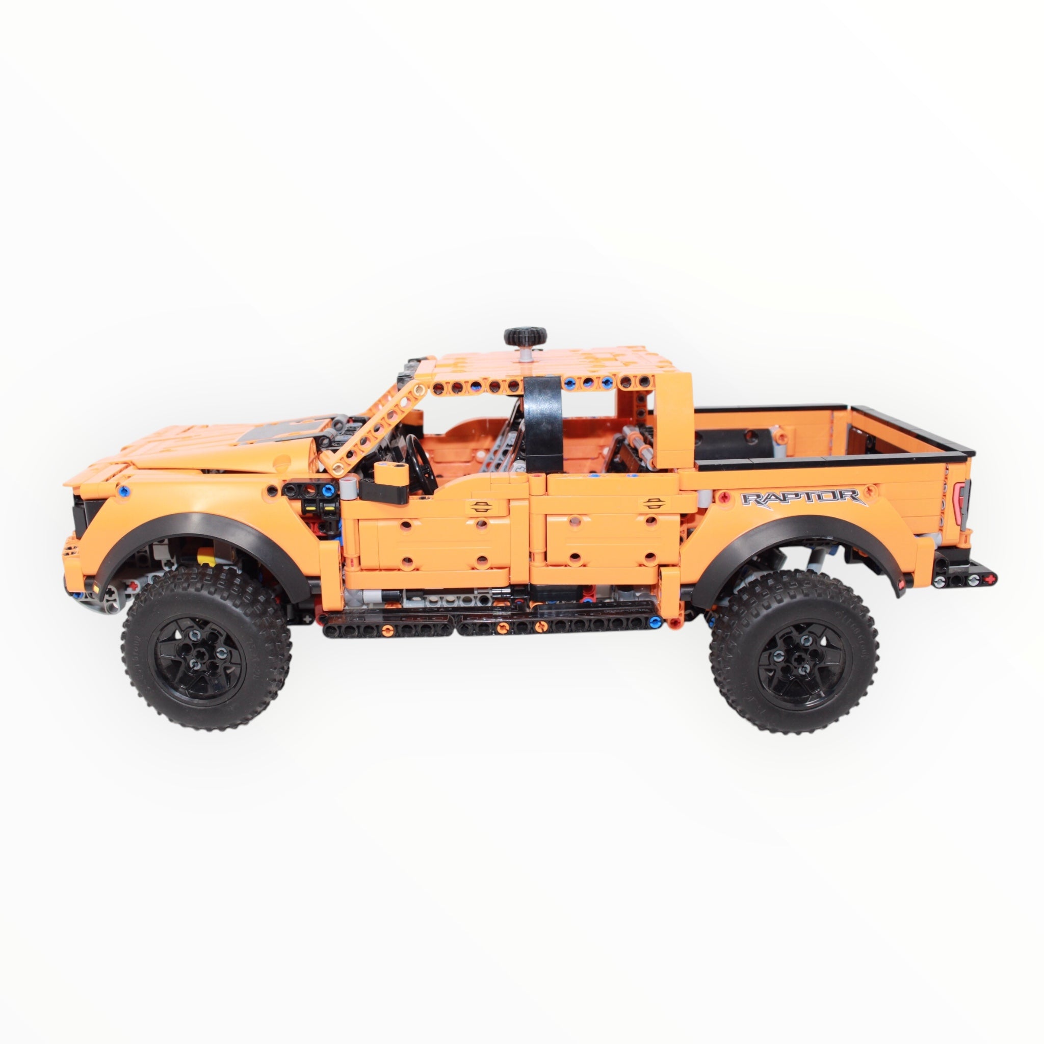 Used Set 42126 Technic Ford F-150 Raptor