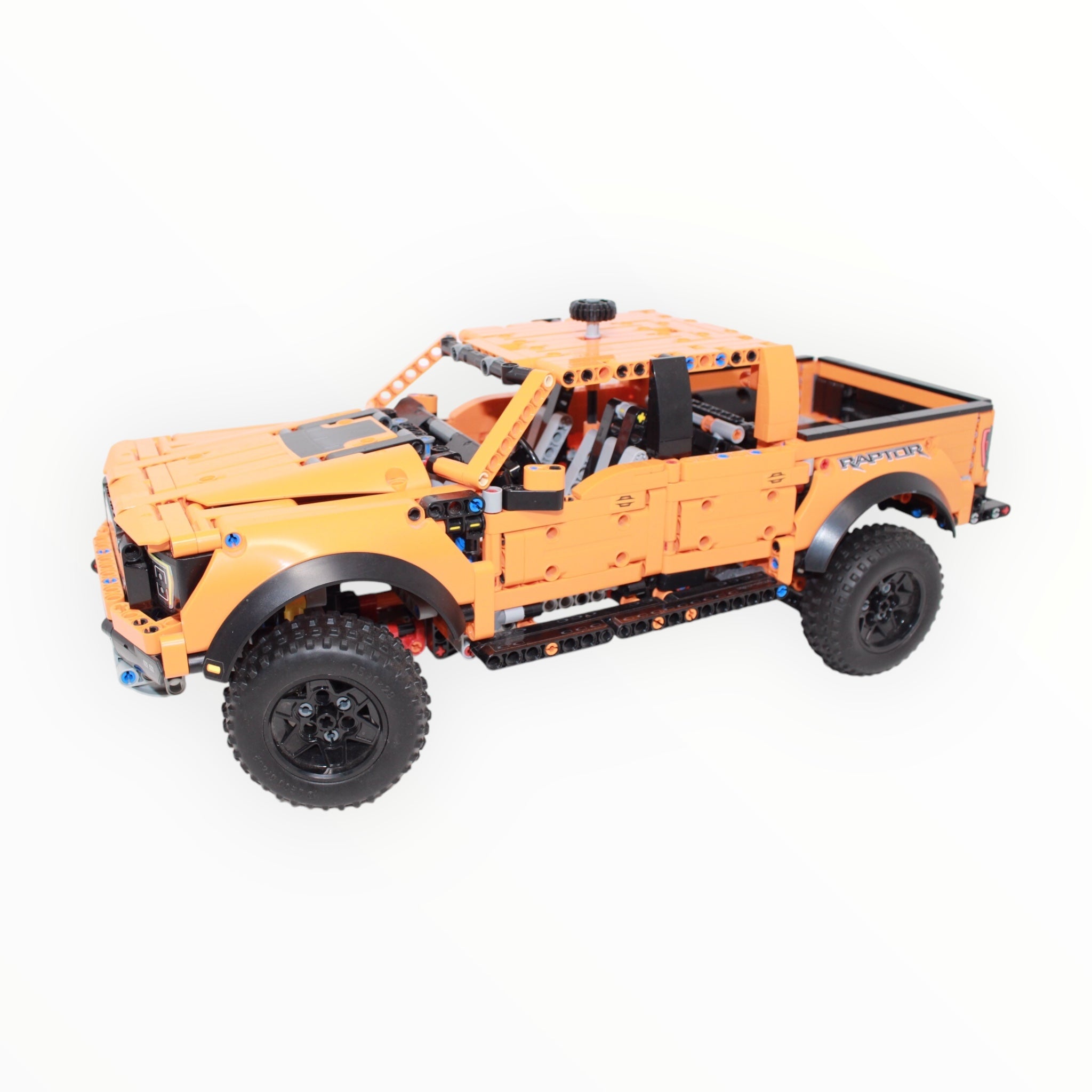 Used Set 42126 Technic Ford F-150 Raptor