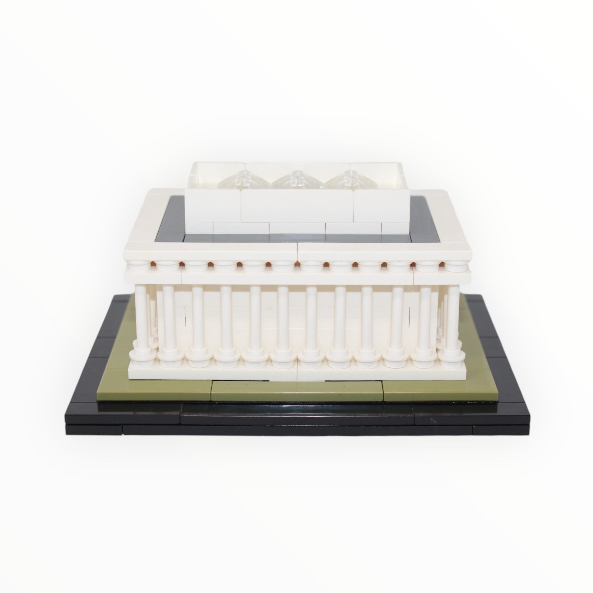 Used Set 21022 Architecture Lincoln Memorial