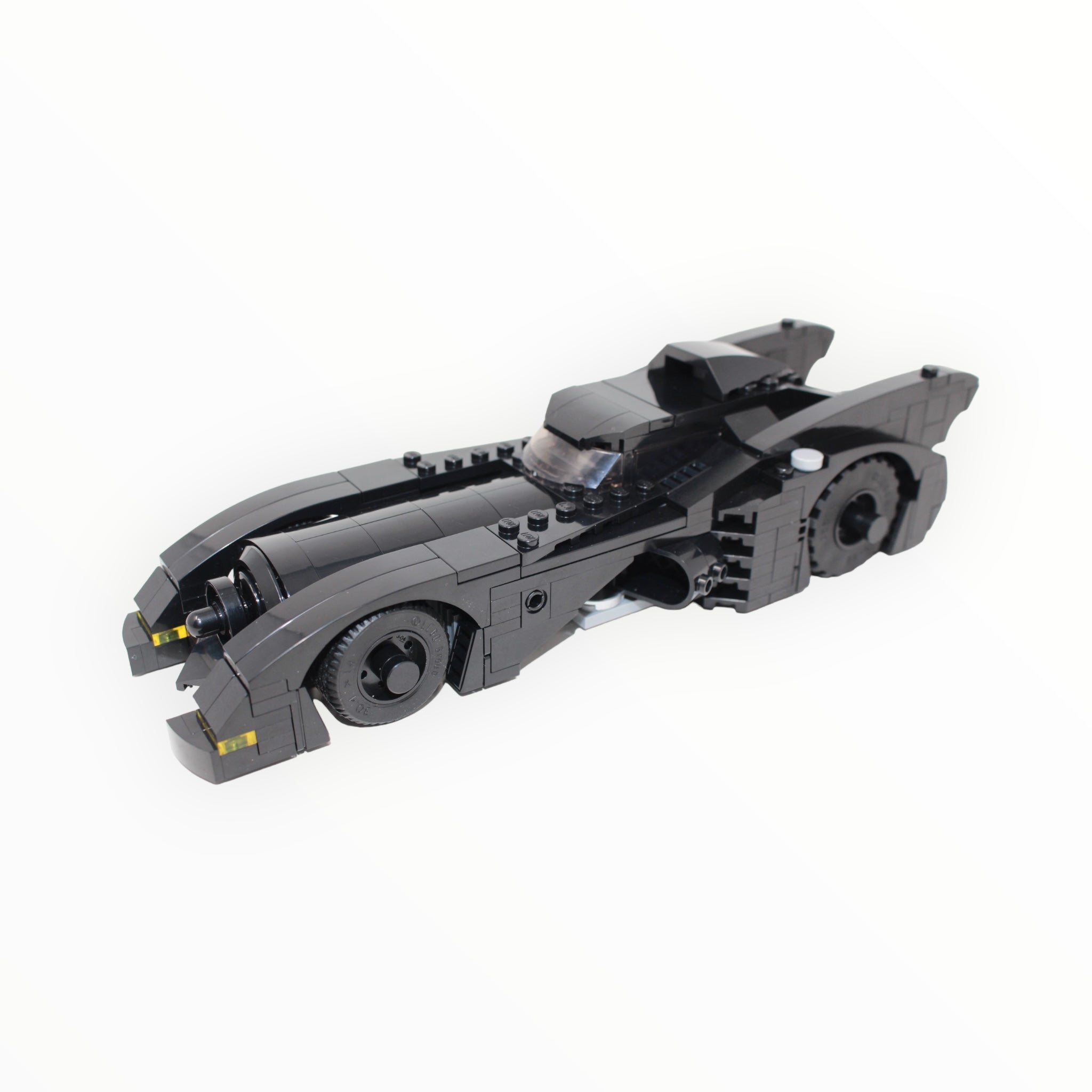 Used Set 76224 Batmobile: Batman vs the Joker Chase