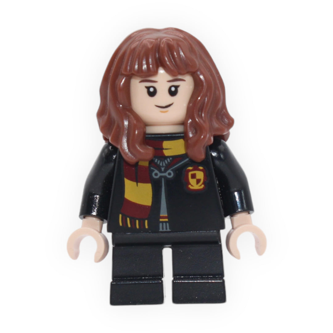 Hermione Granger (Hogwarts robe with Gryffindor shield, scarf, short legs)