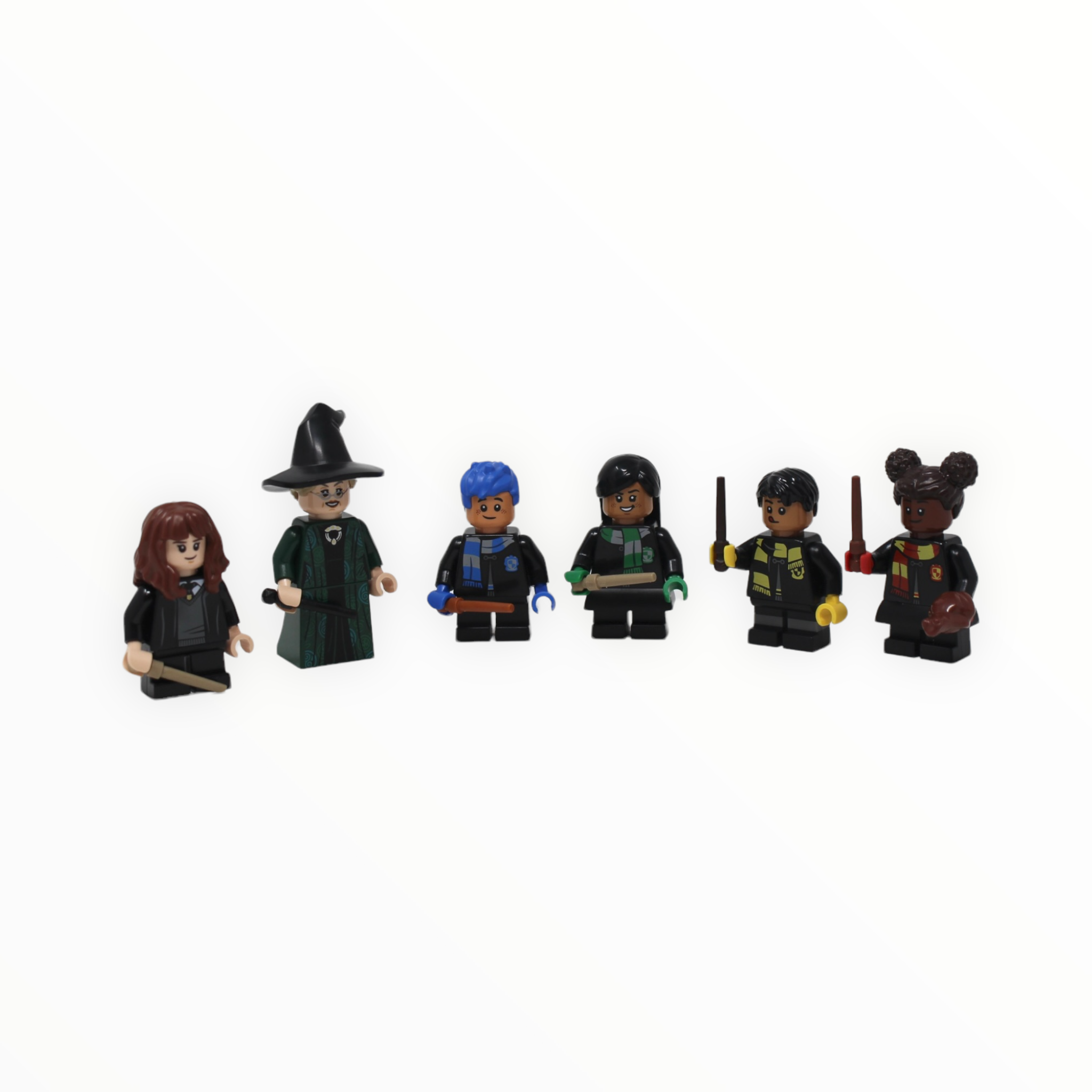 LEGO Harry Potter: Hogwarts Magical Trunk (76399) for sale online