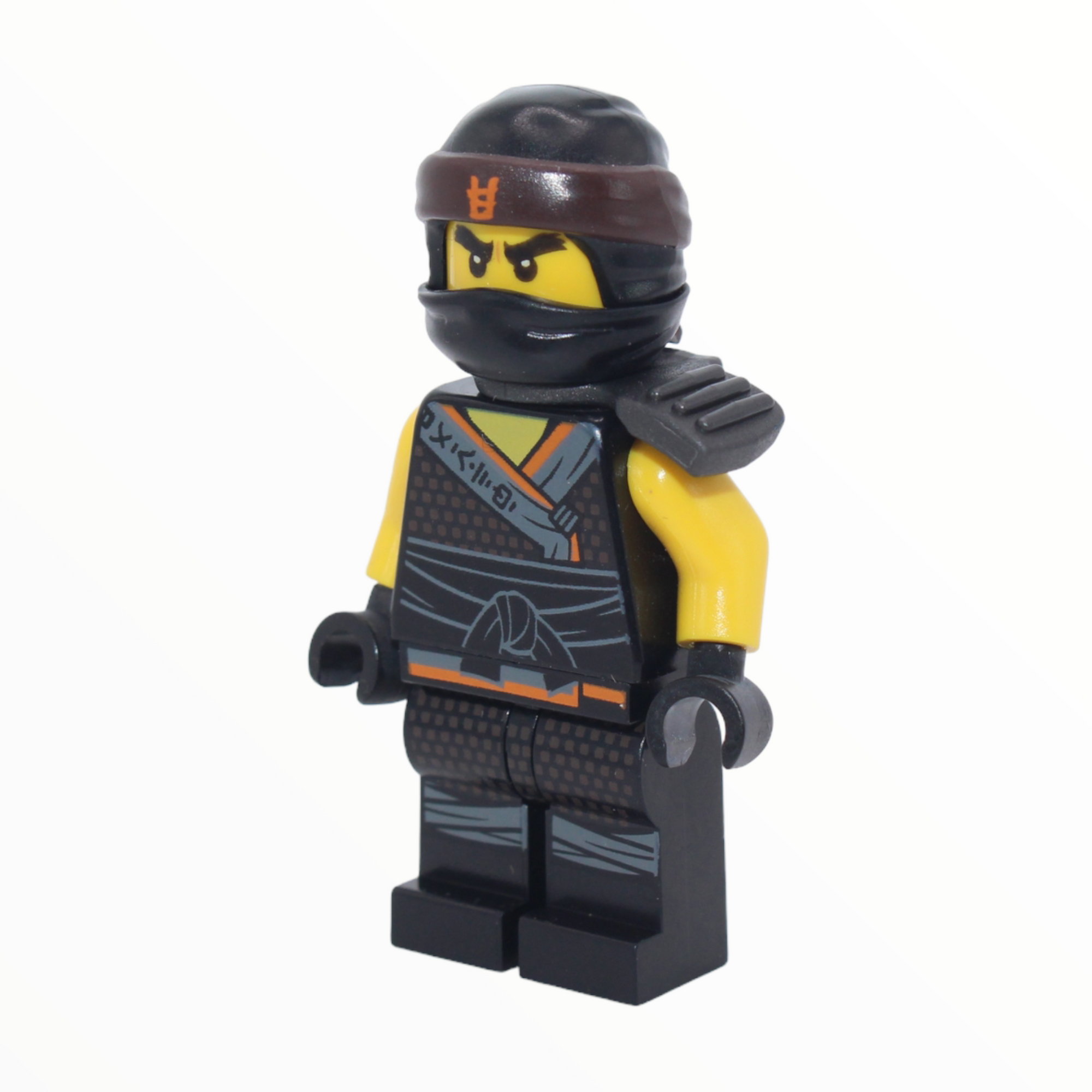 Cole (Sons of Garmadon, hood with symbol, shoulder armor)